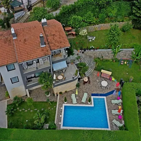 Bregi With Swimming Pool Βίλα *